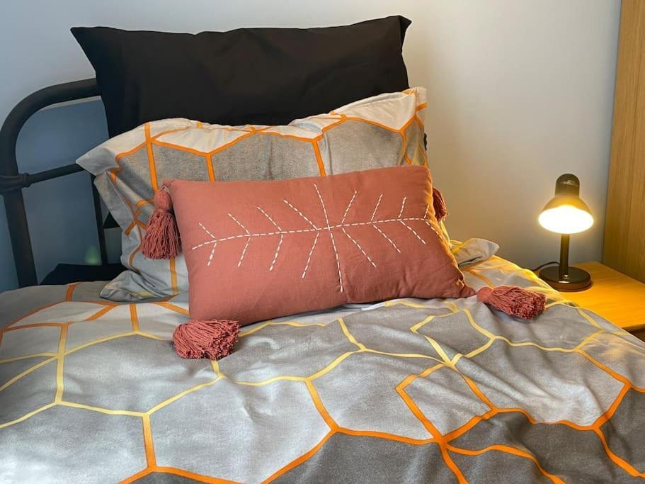 Beanies Lornestreet Four Bed House Apartment Swindon Ngoại thất bức ảnh