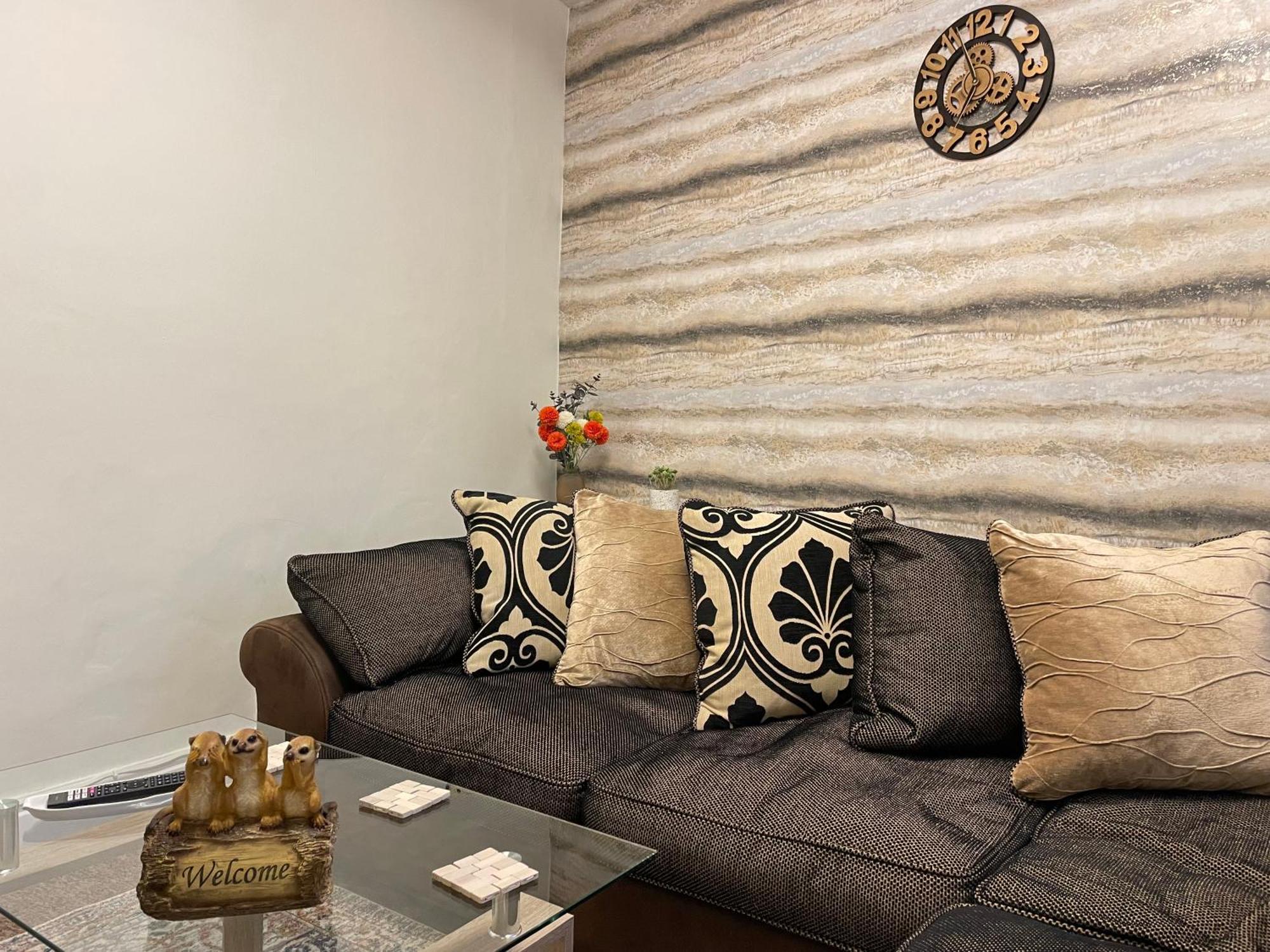 Beanies Lornestreet Four Bed House Apartment Swindon Ngoại thất bức ảnh